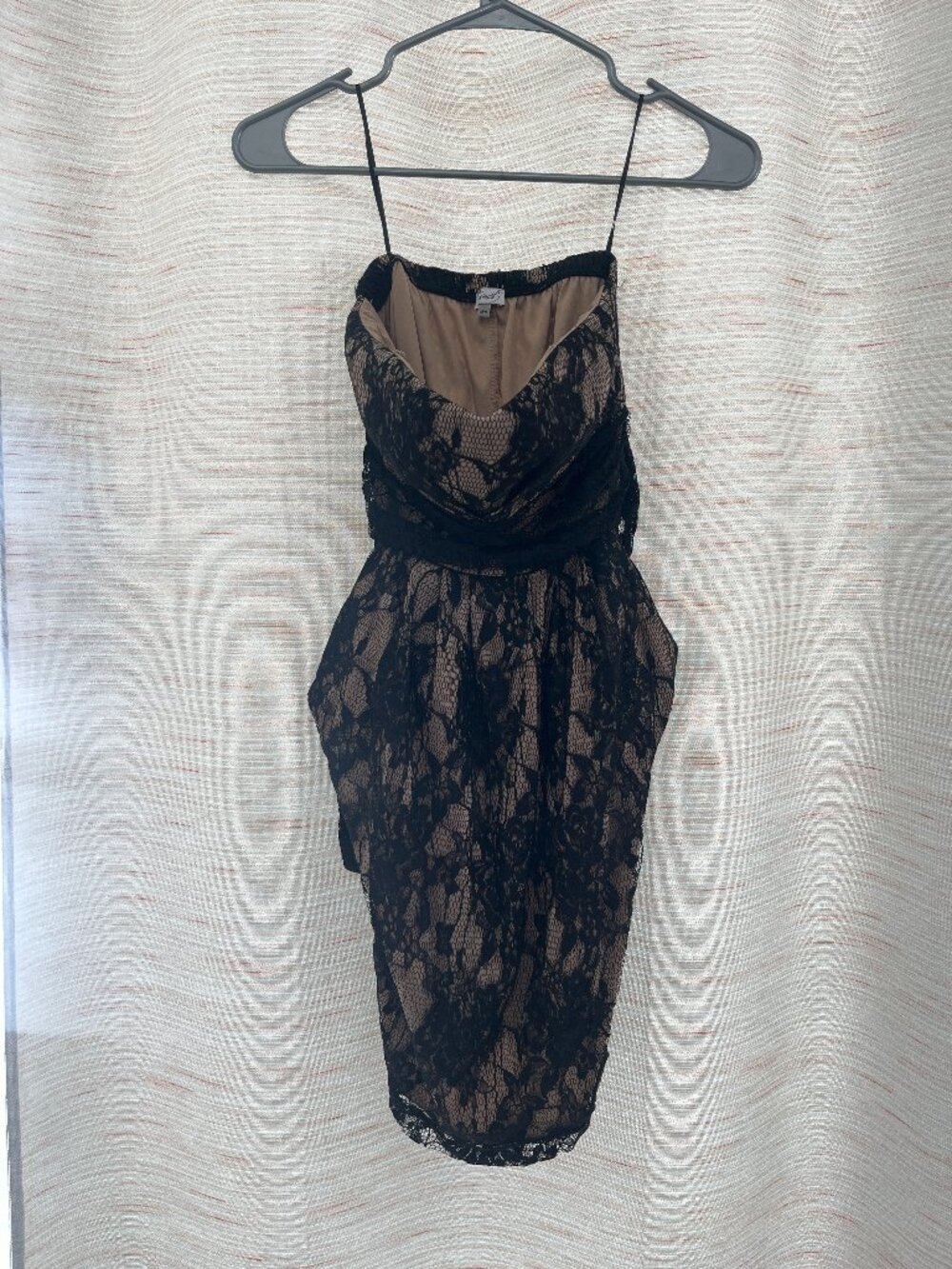 Medium Dress w. Pockets & Ties In Back Kismet (023)